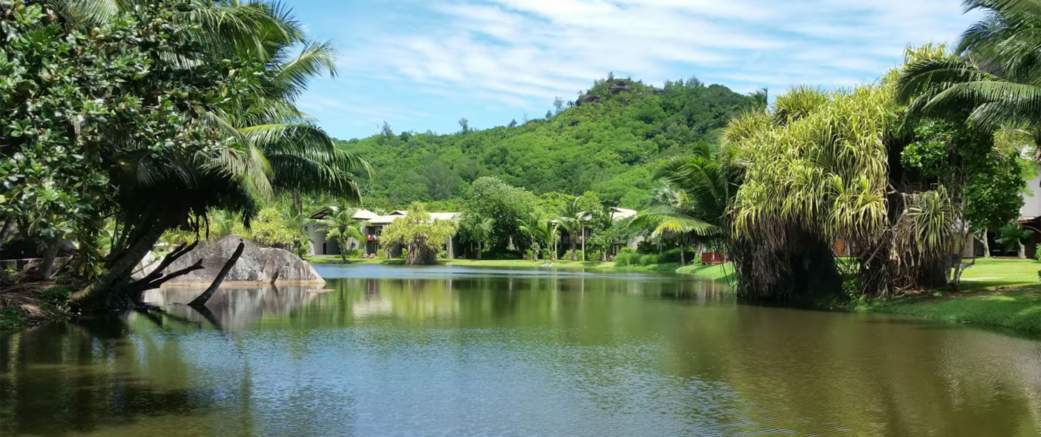 Lemuria Praslin Golf Lake Lemuria Praslin Golf Lake